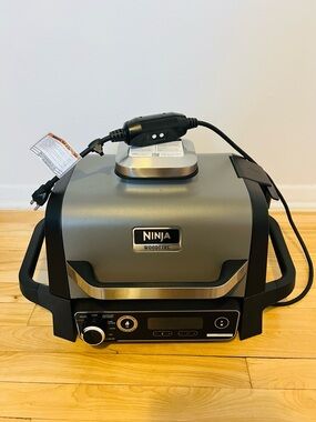 Ninja Portable Grill in Gray and Black
